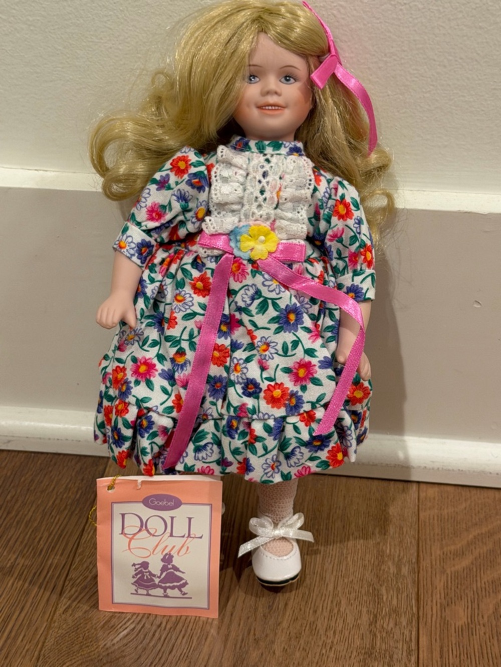 Goebel doll club “little darling”